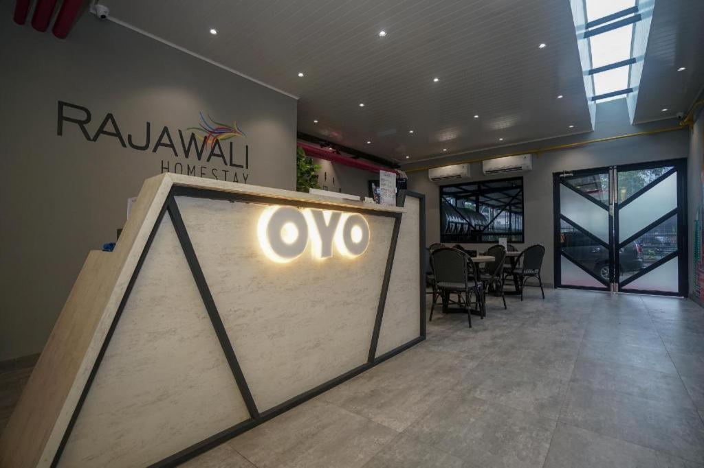 Oyo 568 Rajawali Homestay Palembang Extérieur photo